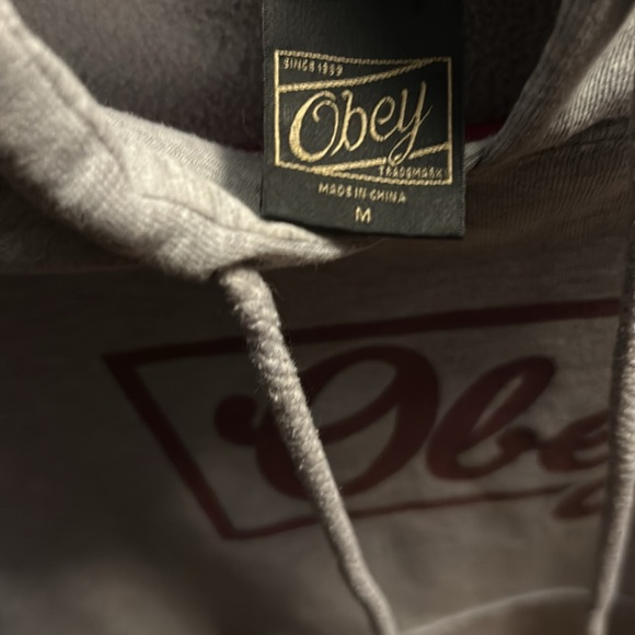 Obey hoodie gray with maroon logo/design, hood,drawstring,kangaroo pocket EUC! - Picture 6 of 6